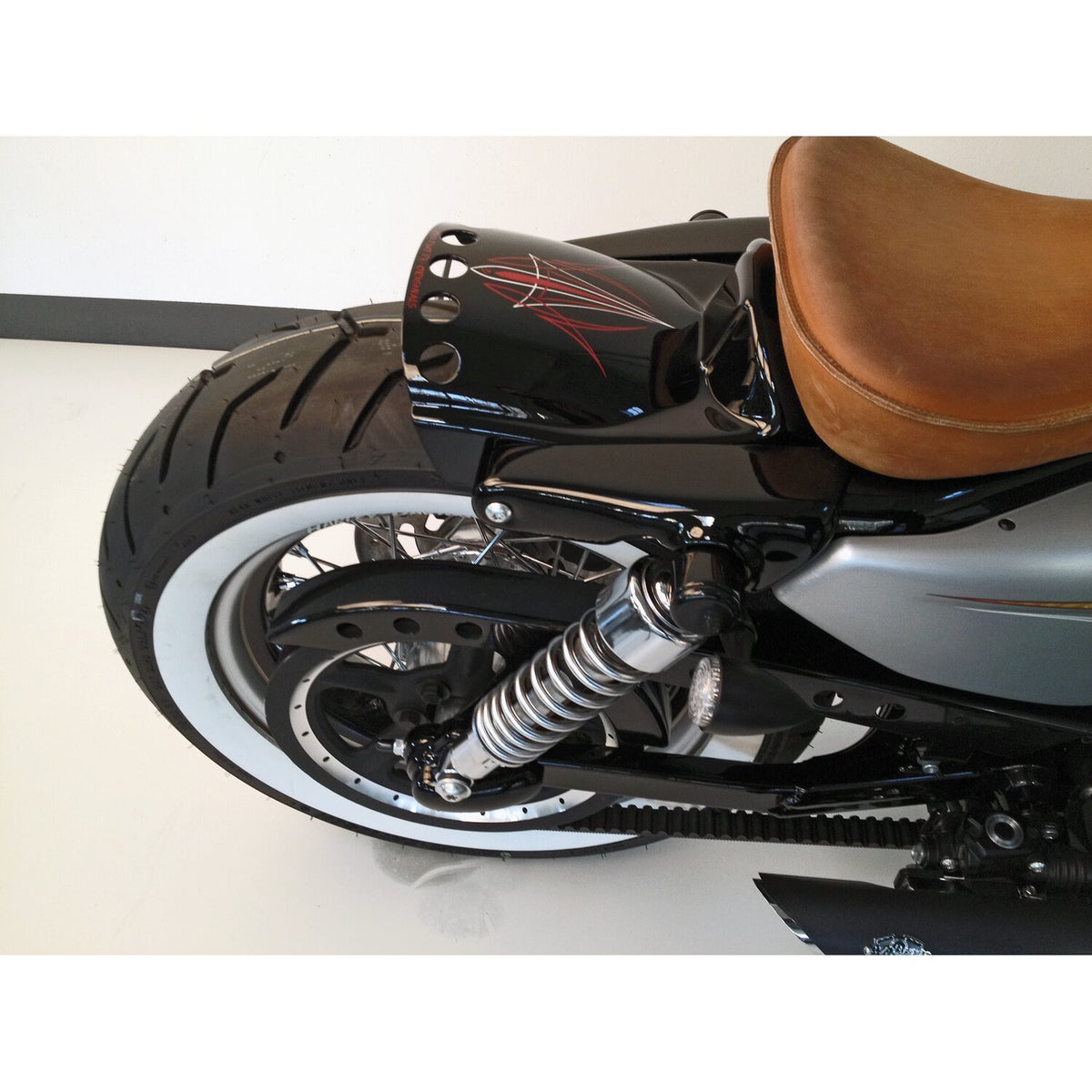 Cult-Werk, XL 'Short Bobber' bagskærm. Matsort