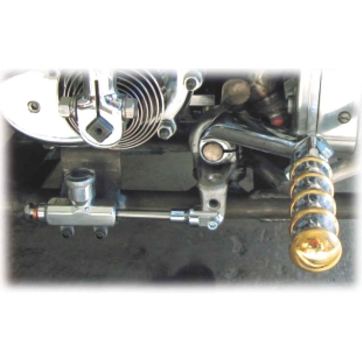 Kustom Tech K-Tech hydraulisk hovedcylinder til bagbremse, poleret