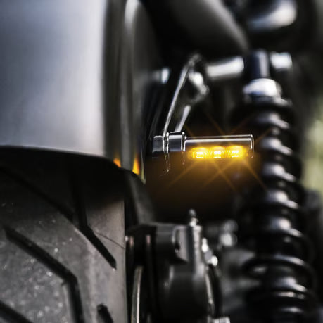 HeinzBikes, Aero Winglets 3-1 taillight/turn signals Item No: 706792
