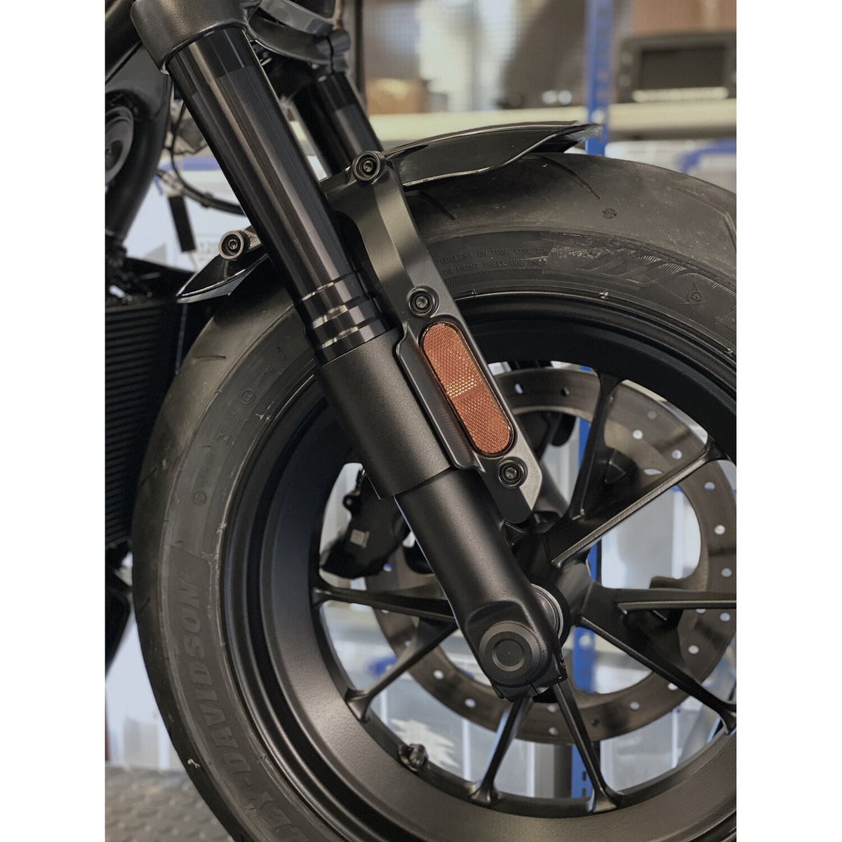 Killer Custom forakselboltdæksler til Sportster S