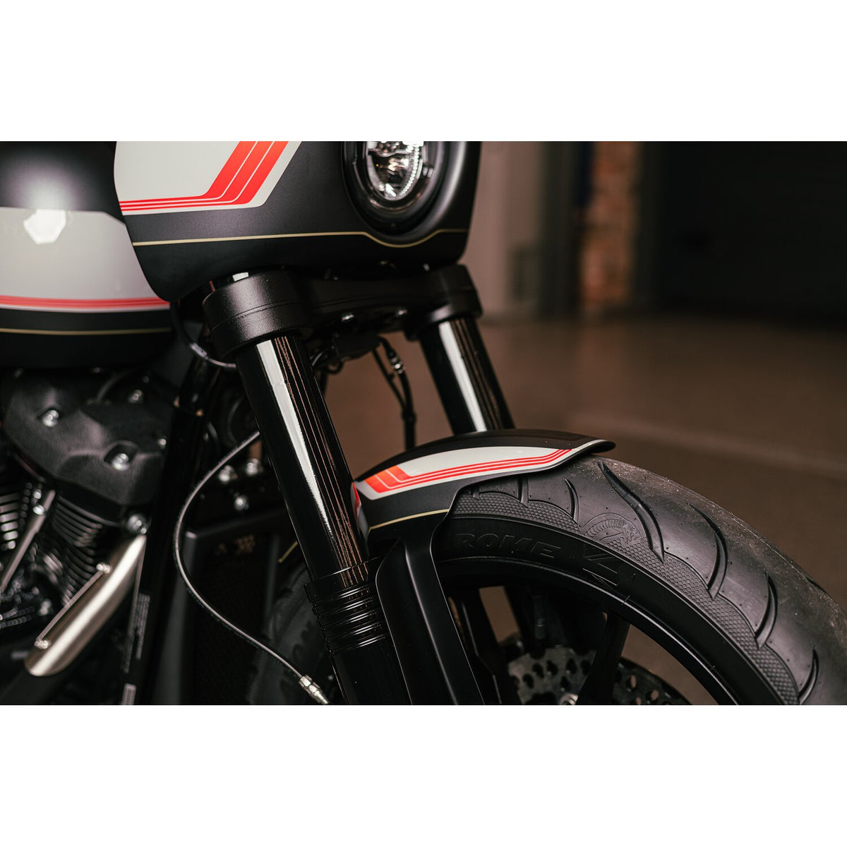 Killer Custom custom-forskærm til Low Rider S
