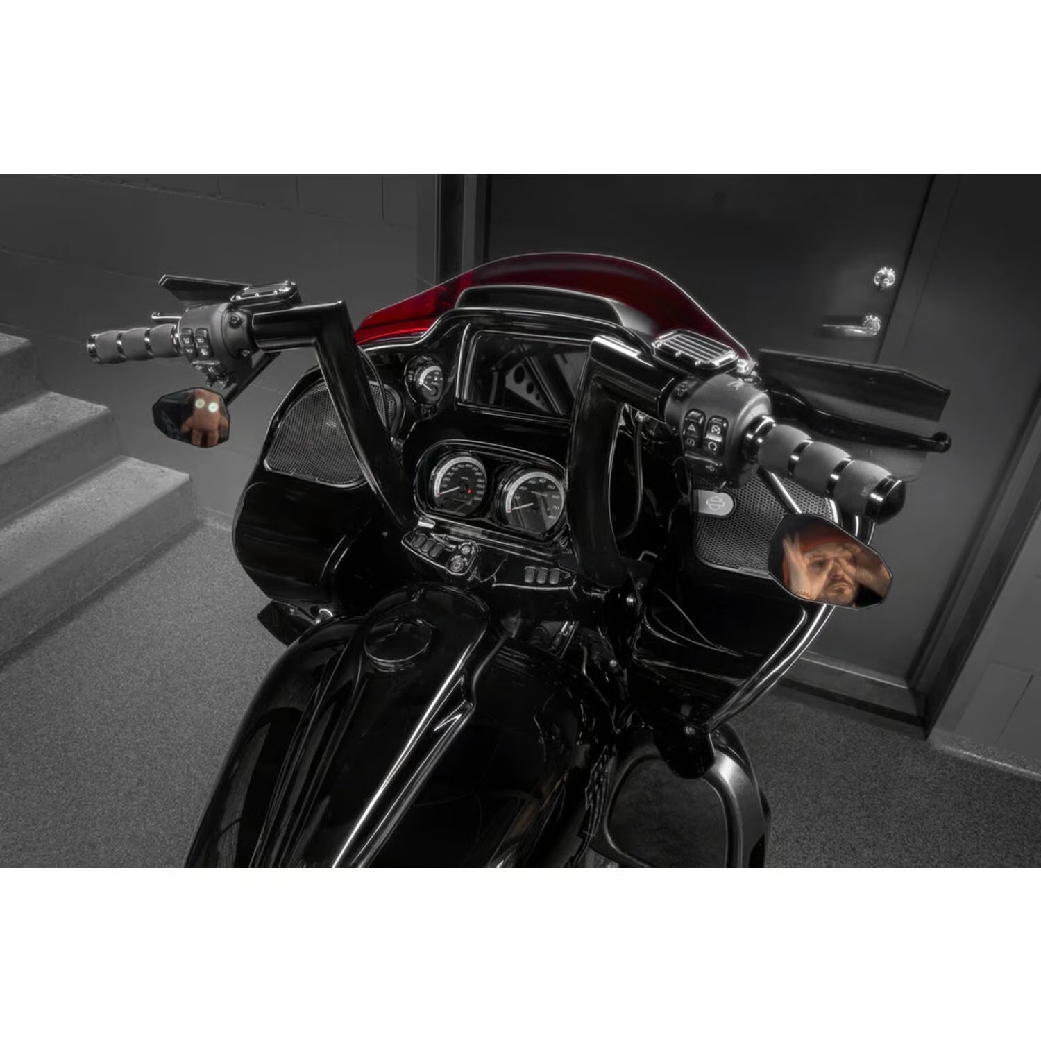 Killer Custom, Killer Bull 2" fat bar. FLTR/FLHR. 14" rise Item No: 993611