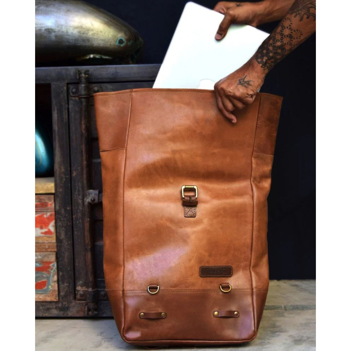 Trip Machine Backpack-sidetaskerygsæk – vintage tan